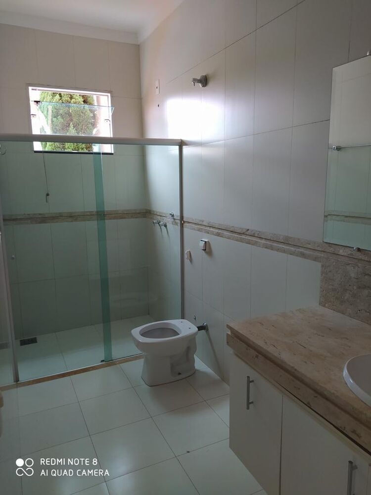 Casa à venda com 4 quartos, 200m² - Foto 5