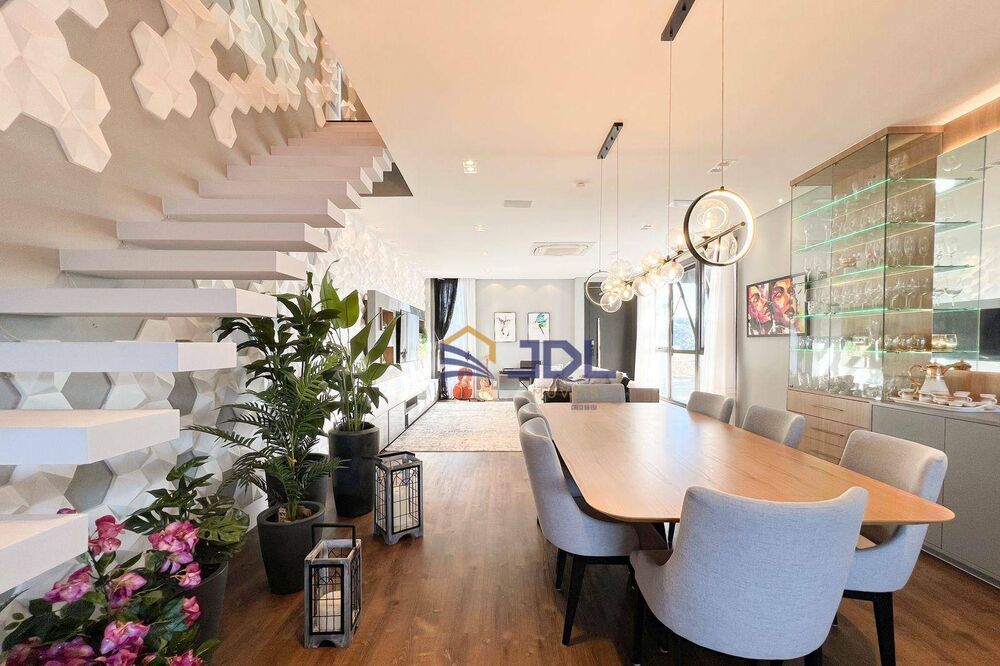 Casa de Condomínio à venda com 3 quartos, 380m² - Foto 4