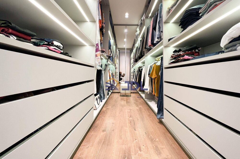 Casa de Condomínio à venda com 3 quartos, 380m² - Foto 13