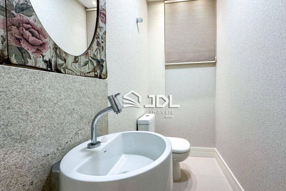 Apartamento, 3 quartos, 176 m² - Foto 1