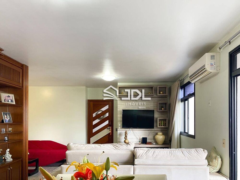 Apartamento, 3 quartos, 134 m² - Foto 2