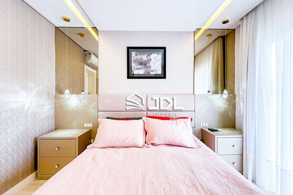 Casa de Condomínio à venda com 3 quartos, 264m² - Foto 1