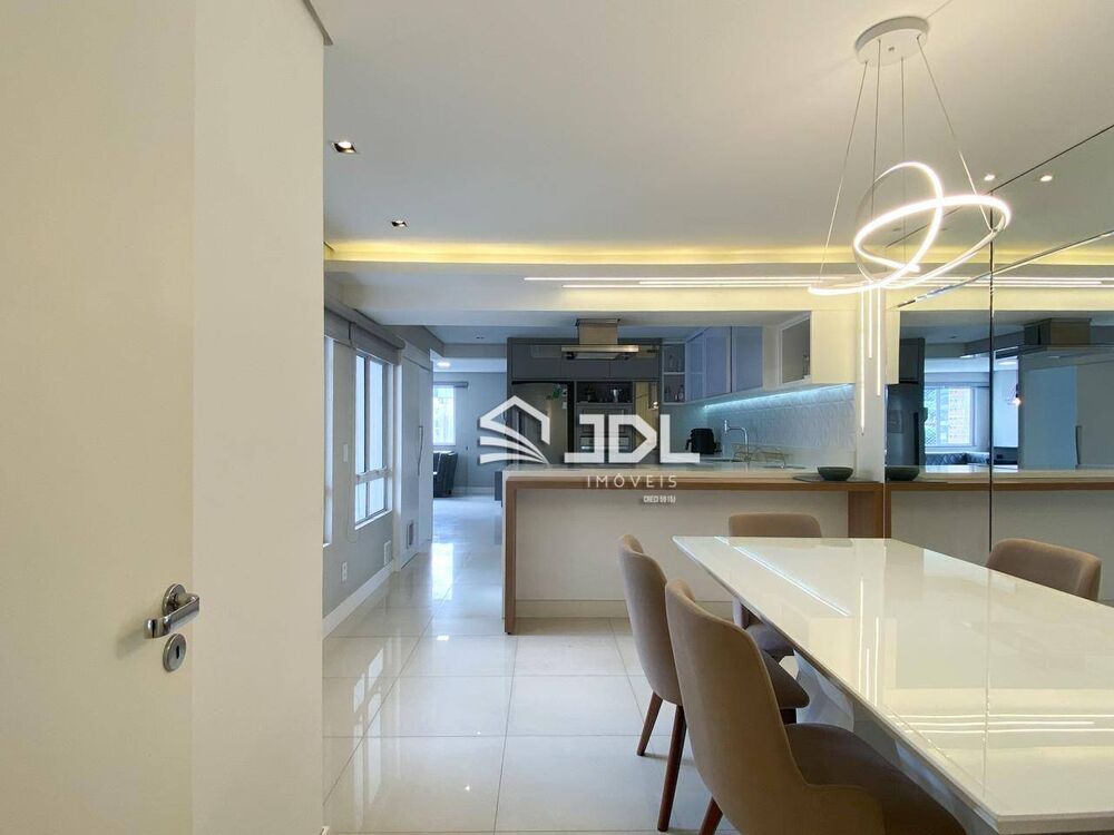 Apartamento, 4 quartos, 204 m² - Foto 2