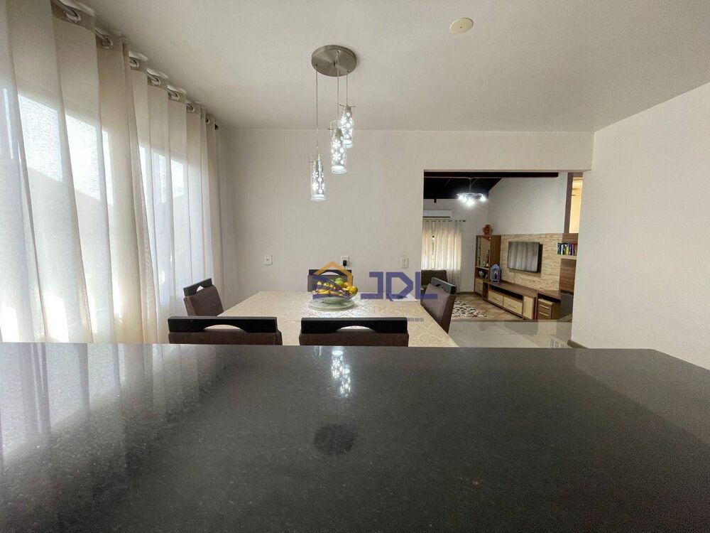 Casa, 3 quartos, 179 m² - Foto 5