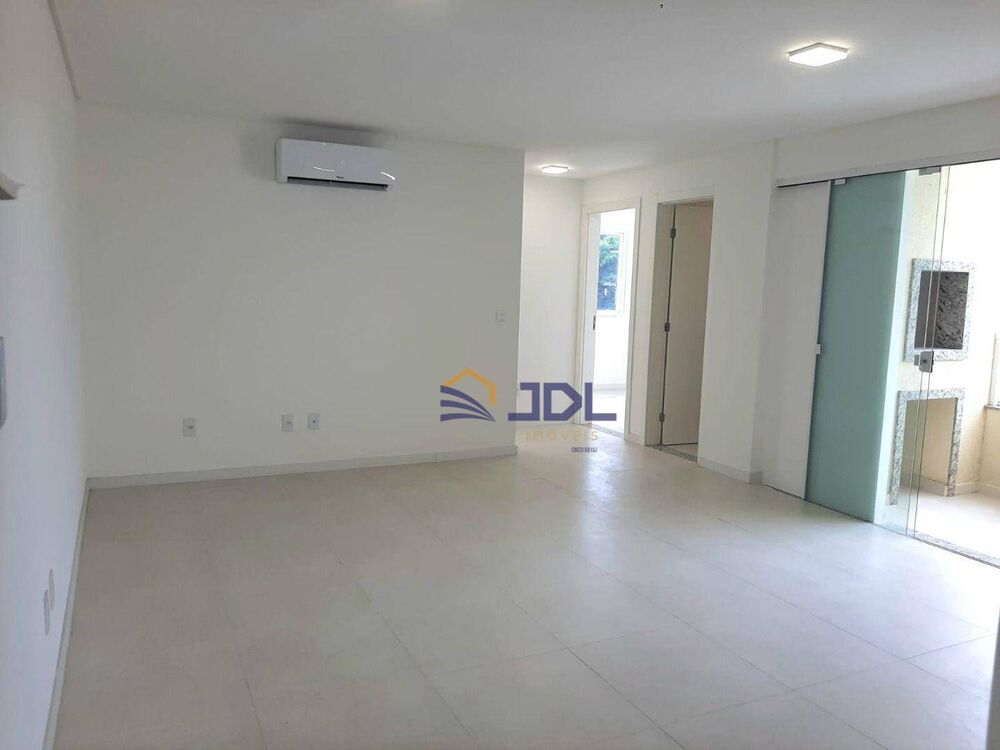 Apartamento à venda com 2 quartos, 71m² - Foto 3