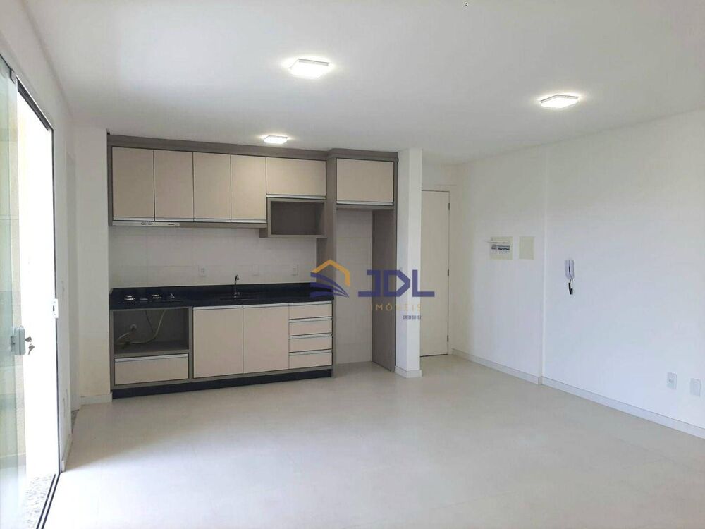 Apartamento à venda com 2 quartos, 71m² - Foto 1