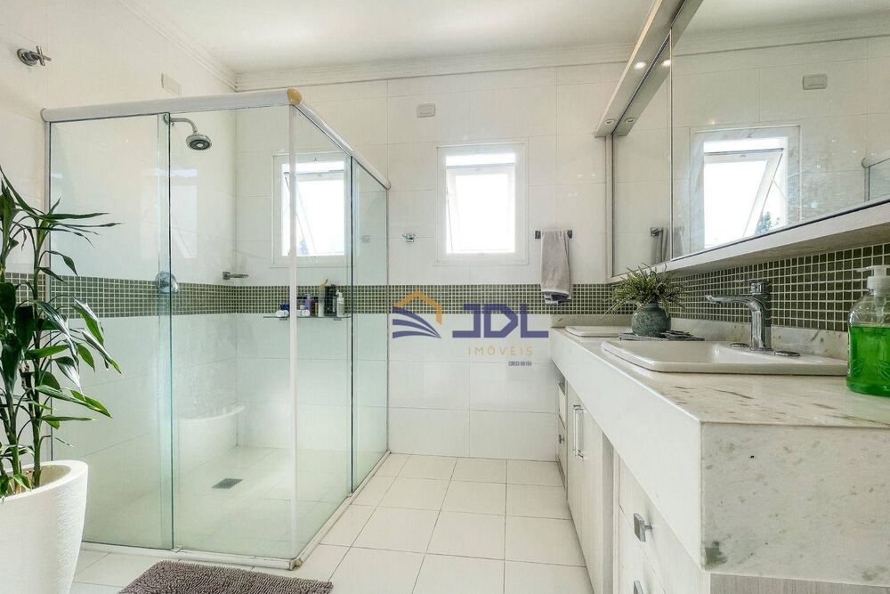 Casa à venda com 3 quartos, 260m² - Foto 6