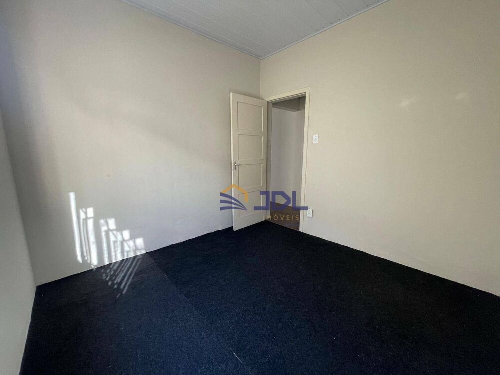 Casa à venda com 2 quartos, 93m² - Foto 7