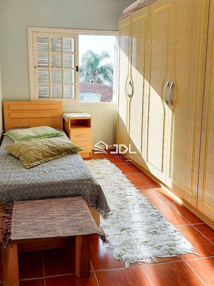 Casa, 5 quartos, 320 m² - Foto 4