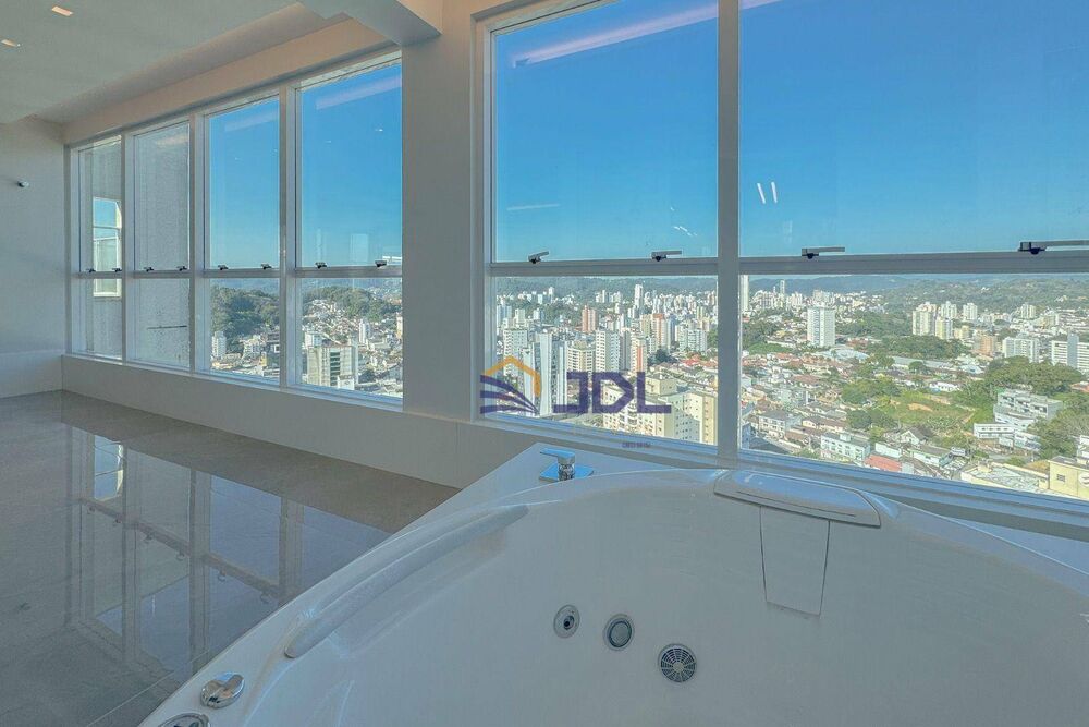 Cobertura, 3 quartos, 318 m² - Foto 8