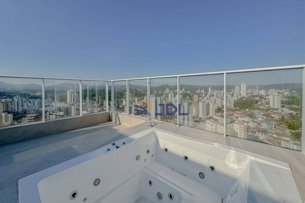 Cobertura, 3 quartos, 318 m² - Foto 2