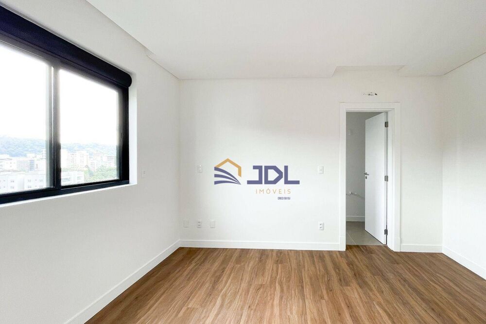 Apartamento, 3 quartos, 170 m² - Foto 1