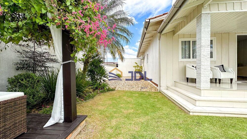 Casa à venda com 2 quartos, 120m² - Foto 15