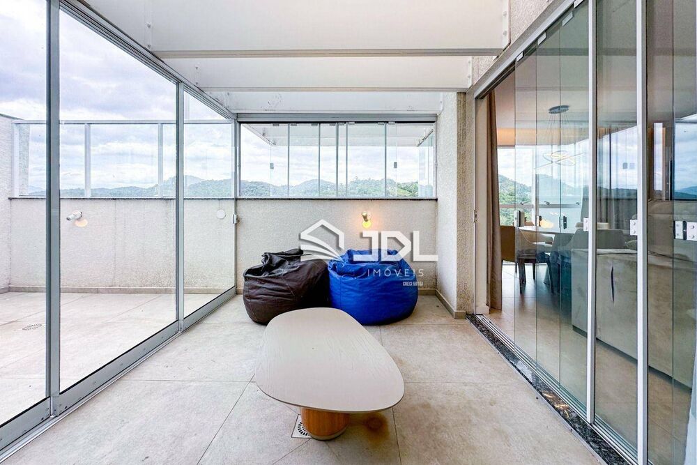 Cobertura, 3 quartos, 186 m² - Foto 2