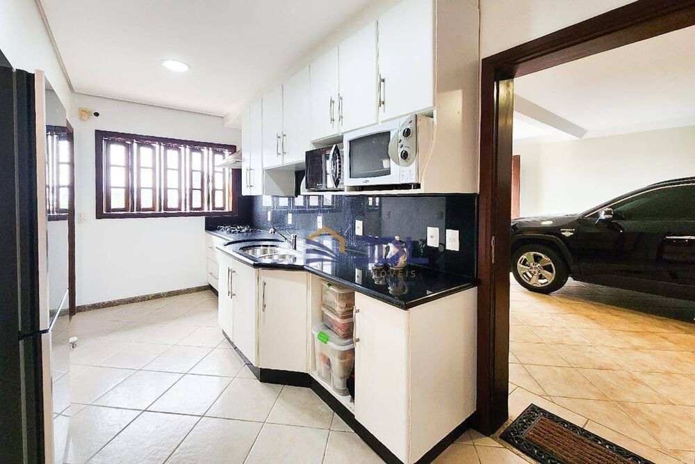 Casa, 3 quartos, 395 m² - Foto 3