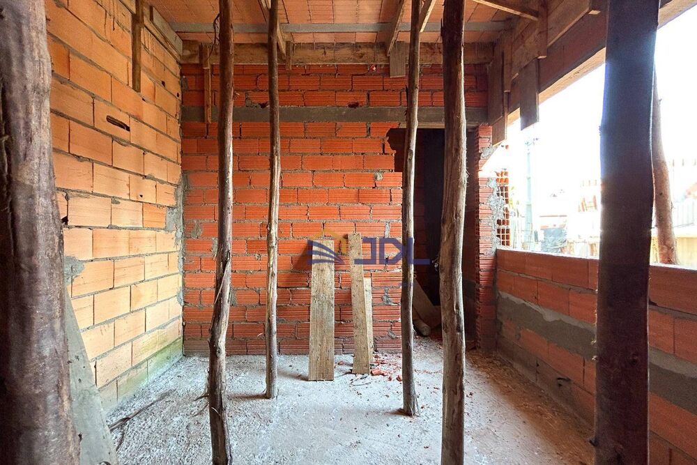 Casa, 3 quartos, 305 m² - Foto 3