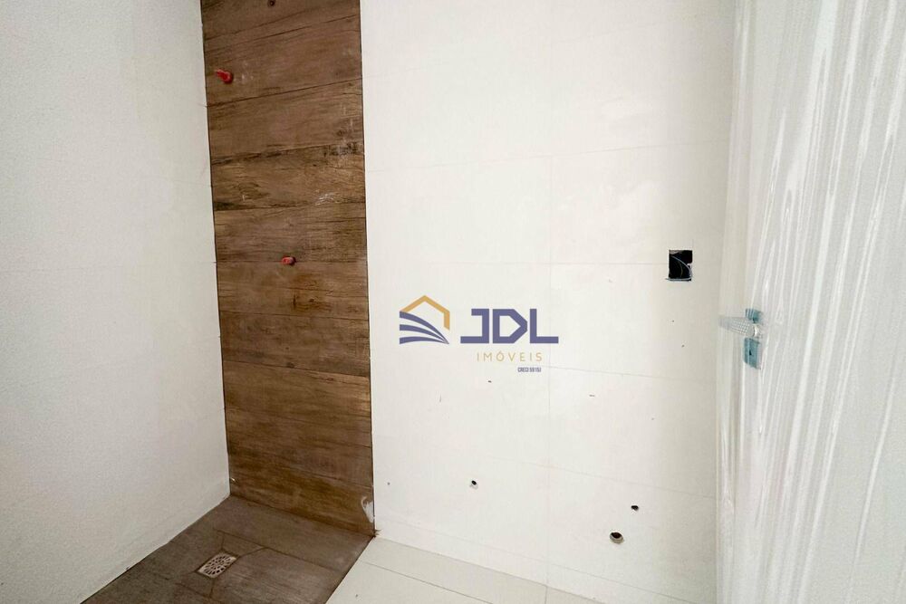 Casa à venda com 2 quartos, 83m² - Foto 4