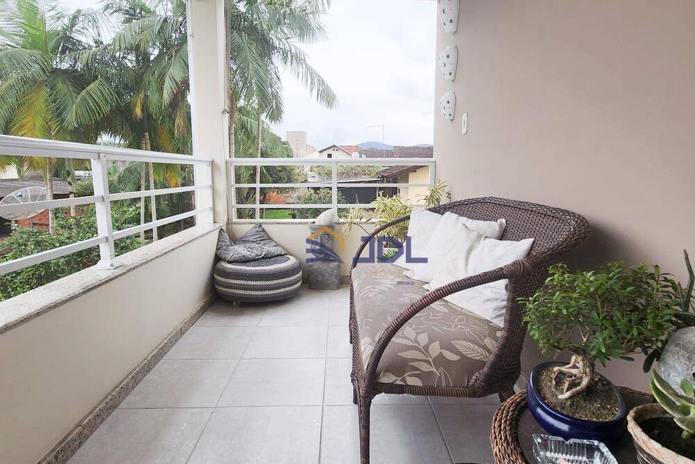 Casa, 4 quartos, 234 m² - Foto 1