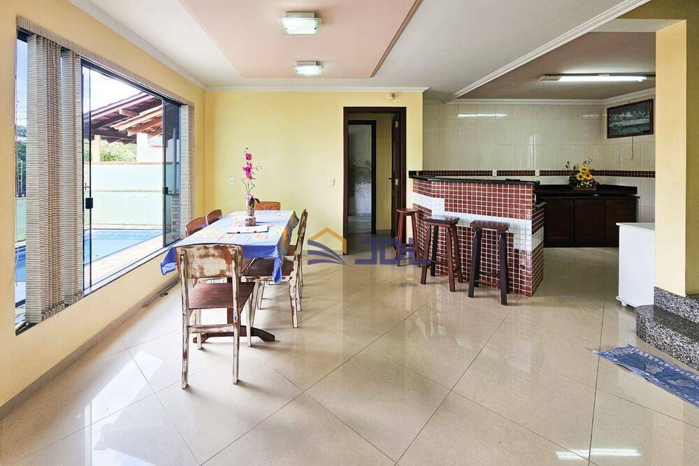 Casa, 3 quartos, 184 m² - Foto 6