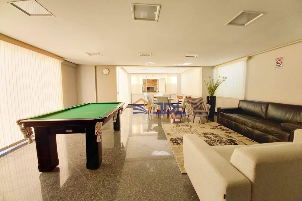 Apartamento à venda com 3 quartos, 148m² - Foto 3