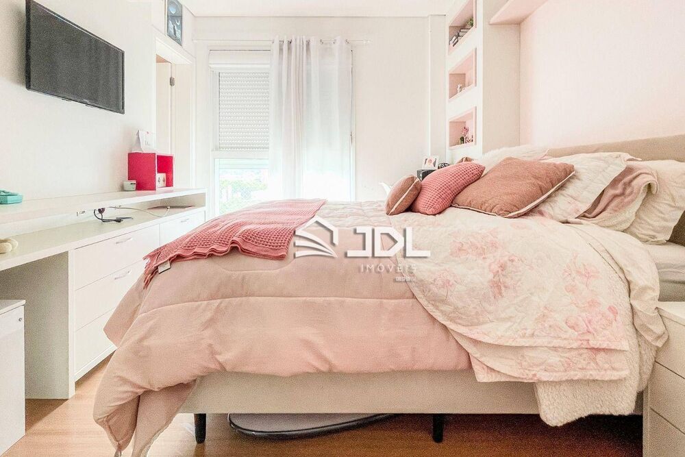 Apartamento, 3 quartos, 168 m² - Foto 1