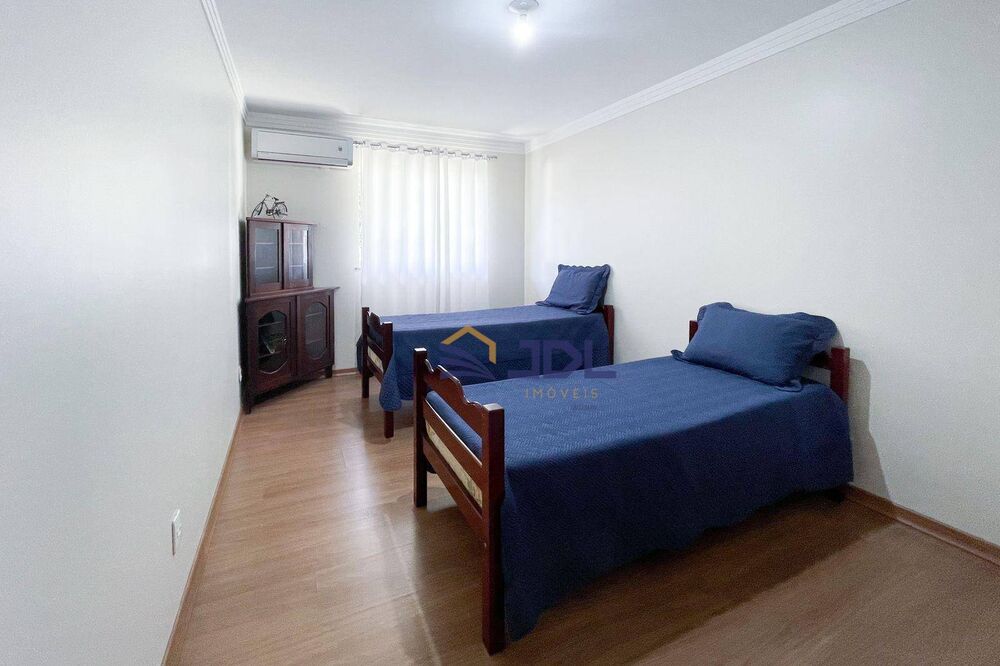 Casa, 3 quartos, 281 m² - Foto 3