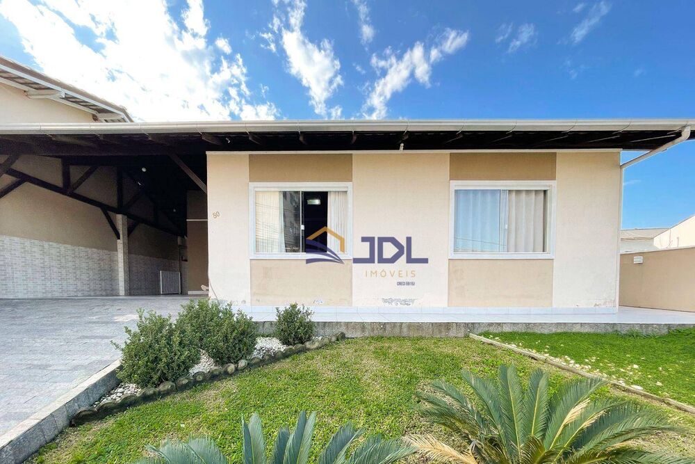 Casa, 3 quartos, 92 m² - Foto 1