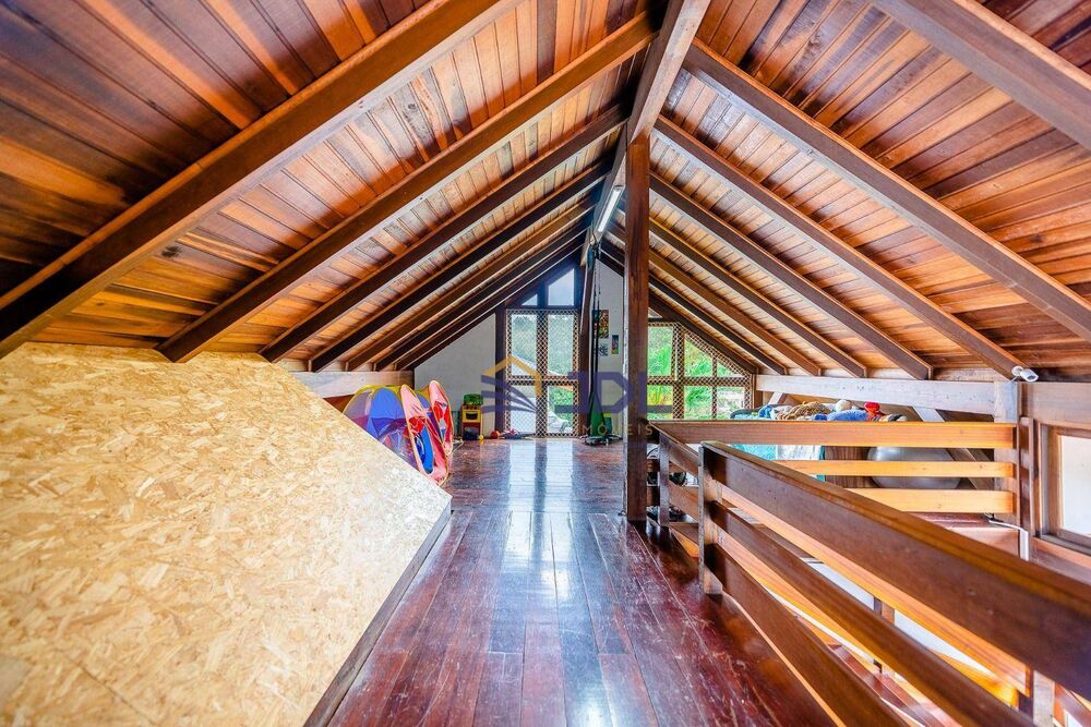 Casa, 3 quartos, 248 m² - Foto 4