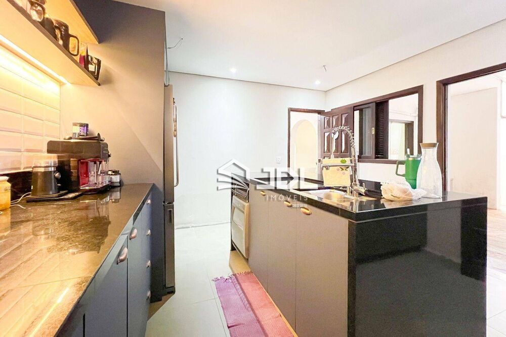 Casa, 4 quartos, 233 m² - Foto 11