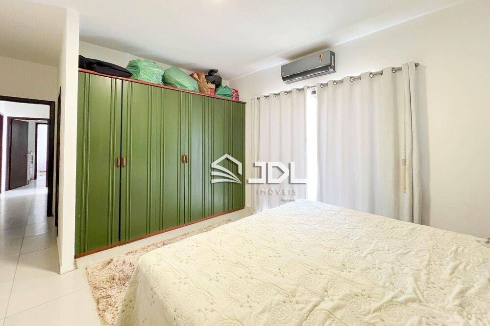 Casa, 4 quartos, 233 m² - Foto 17