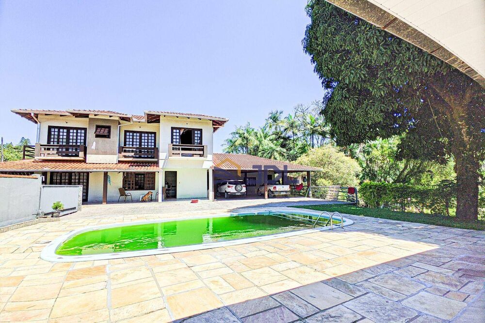 Casa, 5 quartos, 600 m² - Foto 1