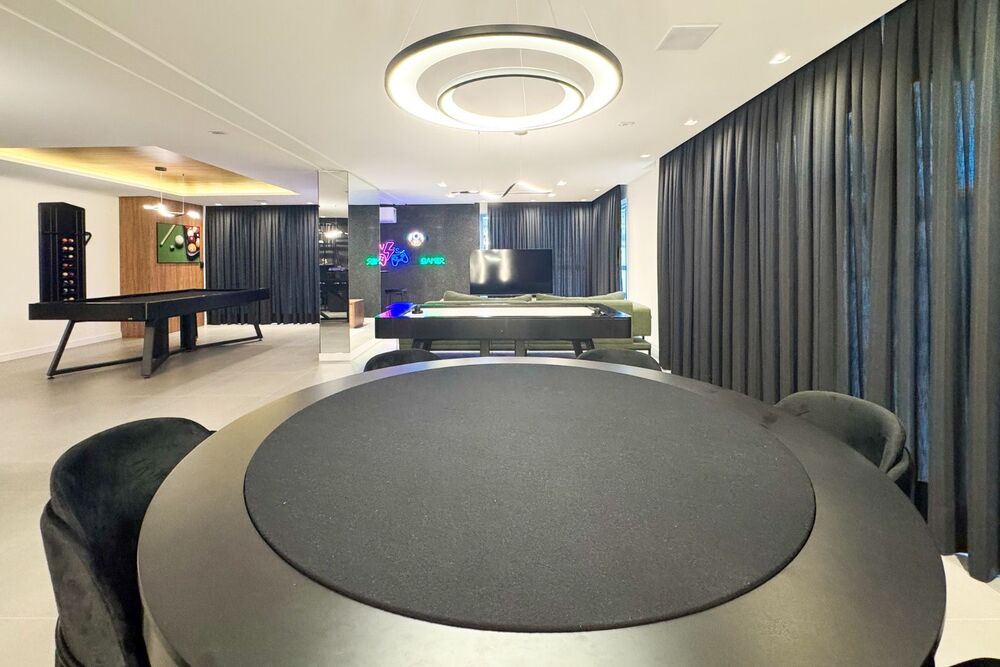 Apartamento à venda com 3 quartos, 184m² - Foto 4
