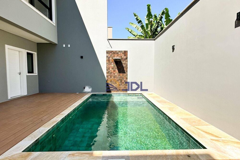 Casa, 3 quartos - Foto 1