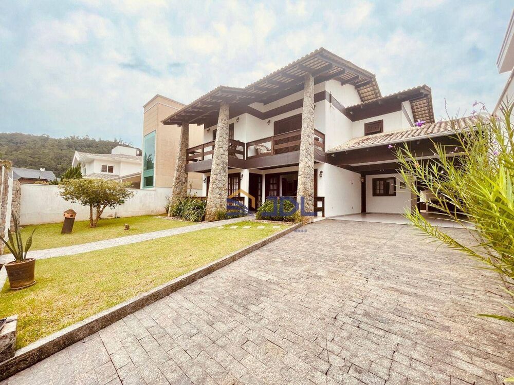 Casa, 3 quartos, 352 m² - Foto 1