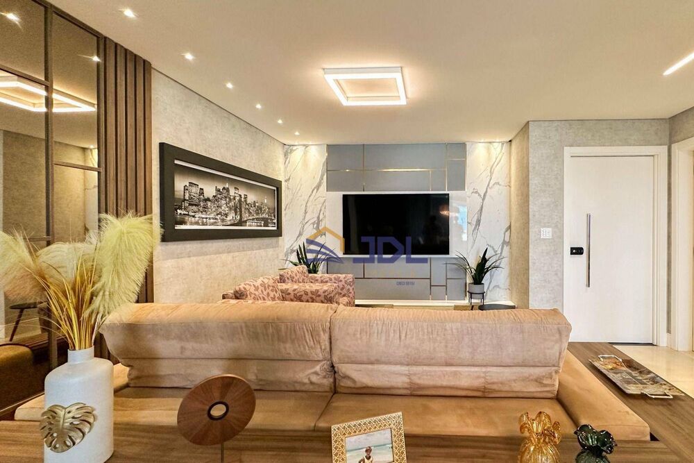 Apartamento, 3 quartos, 138 m² - Foto 2