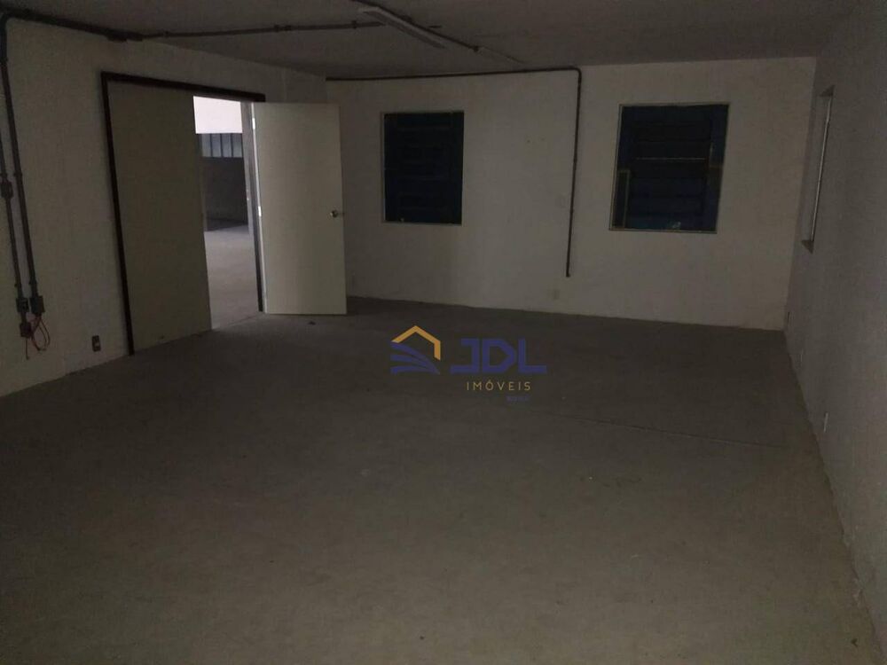 Depósito-Galpão, 3200 m² - Foto 2