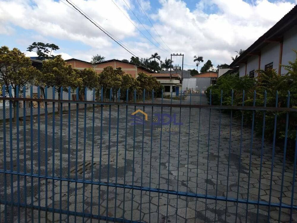 Depósito-Galpão, 3200 m² - Foto 1