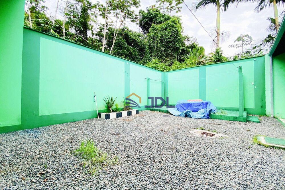 Casa à venda com 4 quartos, 163m² - Foto 4
