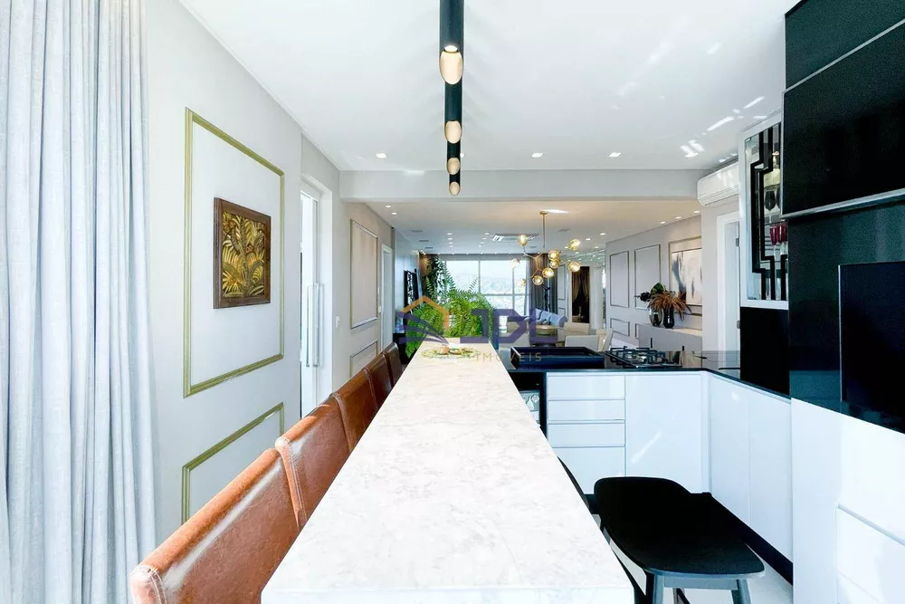 Apartamento, 3 quartos, 203 m² - Foto 4