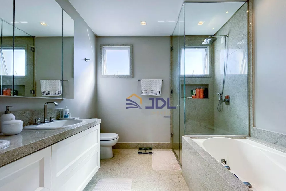 Apartamento, 3 quartos, 203 m² - Foto 9