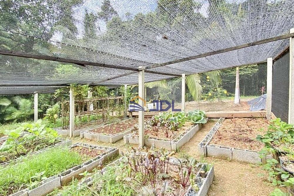 Chácara à venda com 3 quartos, 150m² - Foto 3
