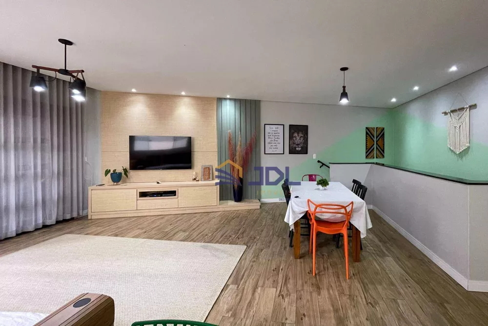 Casa, 3 quartos, 282 m² - Foto 3