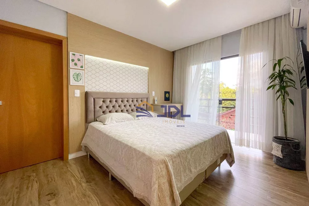 Casa, 3 quartos, 282 m² - Foto 8