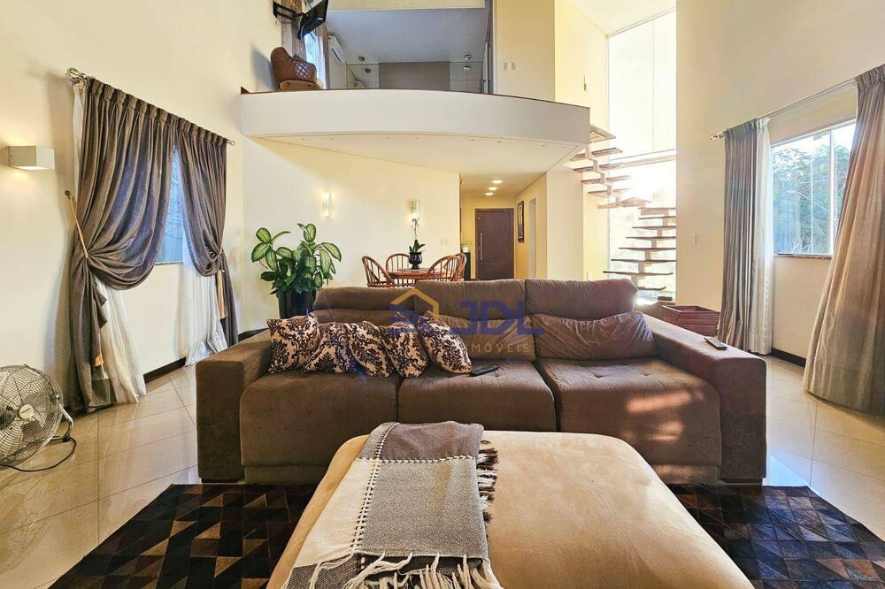 Casa, 2 quartos, 239 m² - Foto 3