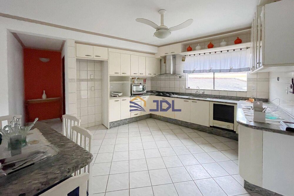 Casa, 4 quartos, 1000 m² - Foto 4