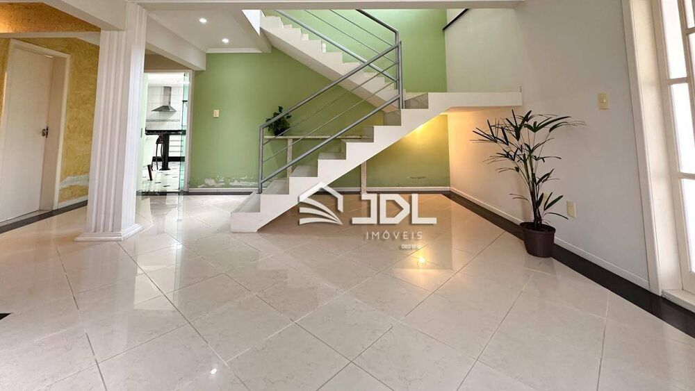 Casa à venda com 4 quartos, 393M2 - Foto 2
