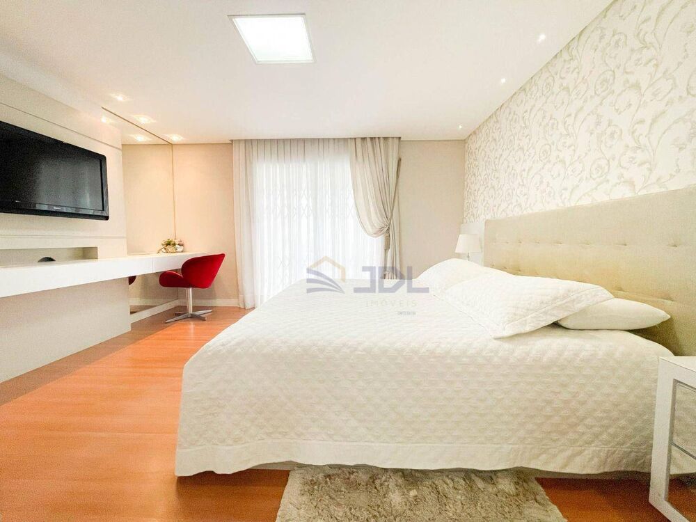 Casa, 3 quartos, 260 m² - Foto 24