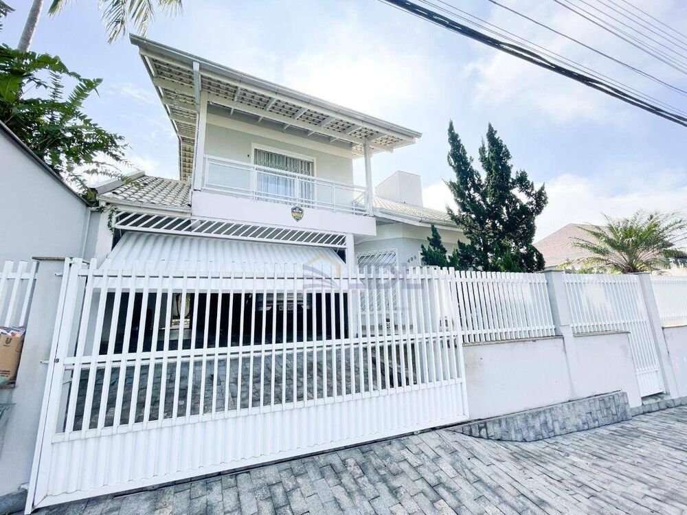 Casa, 3 quartos, 260 m² - Foto 2