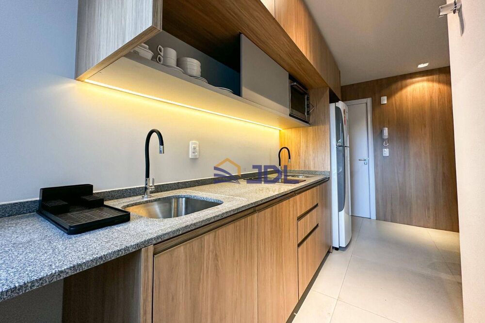 Apartamento à venda com 1 quarto, 34m² - Foto 2