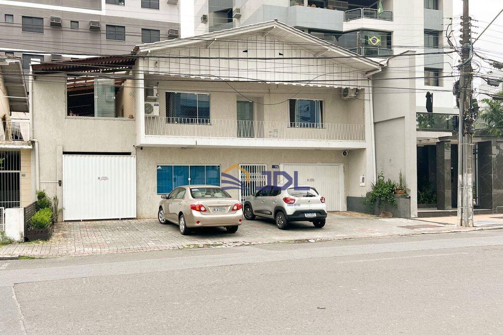 Casa, 3 quartos, 370 m² - Foto 2